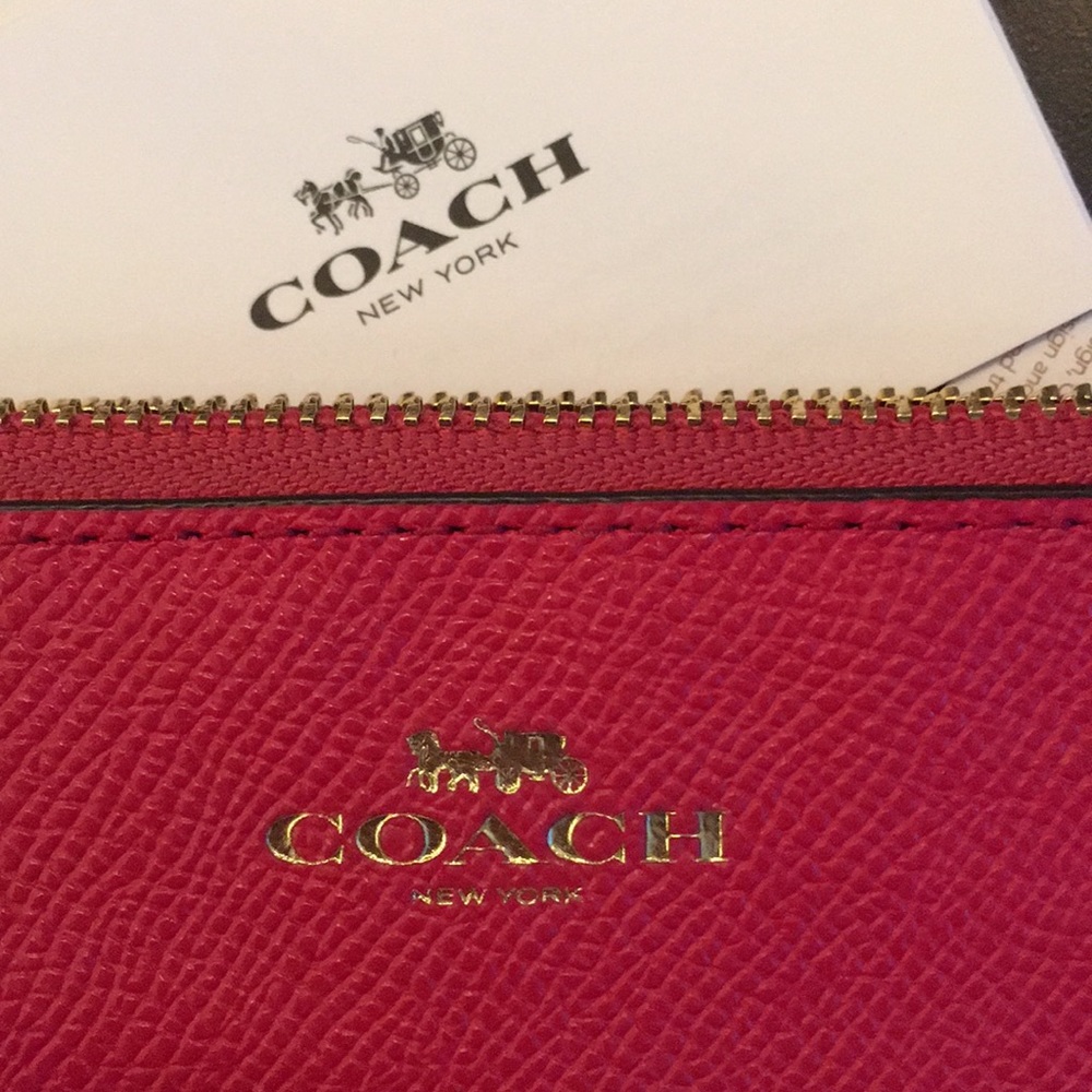 Coach Crossgrain Leather Corner Zip Wristlet NWT